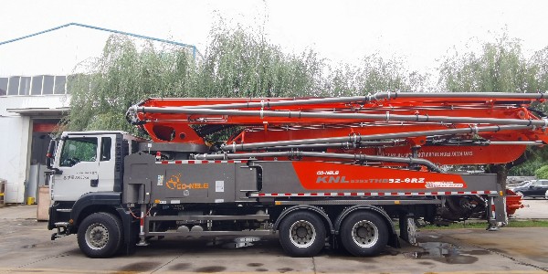 液壓油缸對(duì)泵車(chē)的重要性