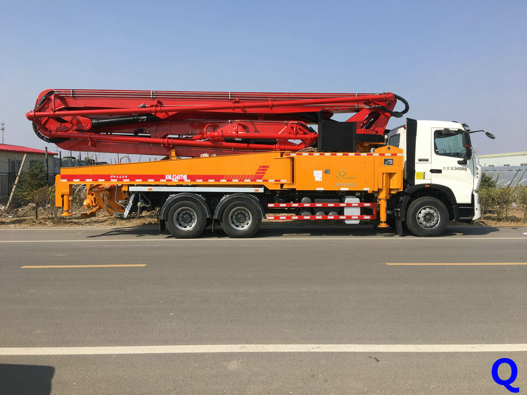 小型混凝土泵車，小型泵車，天泵，混凝土泵車