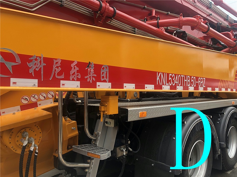 青島小型混凝土泵車價(jià)格 (36)