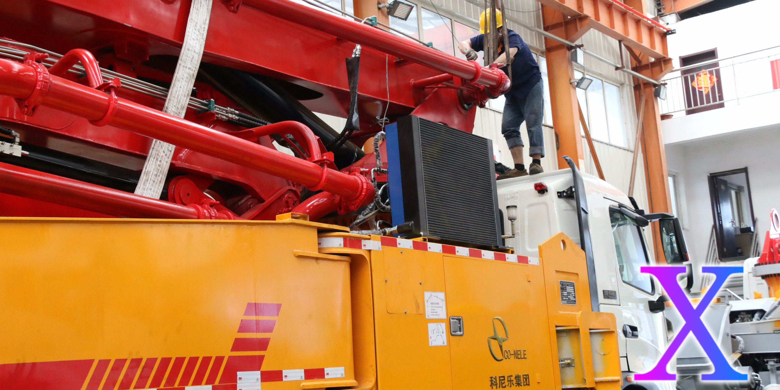 小型混凝土泵車如何正確采取措施預(yù)防生銹？——科尼樂(lè)