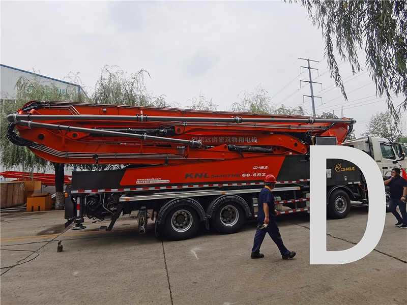 青島混凝土泵車(chē)價(jià)格 (1)