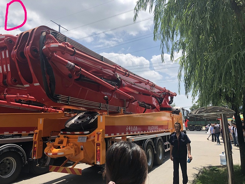 青島小型混凝土泵車價(jià)格 (26)