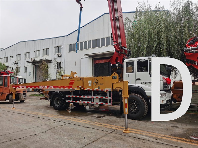 青島混凝土泵車價(jià)格 (4)