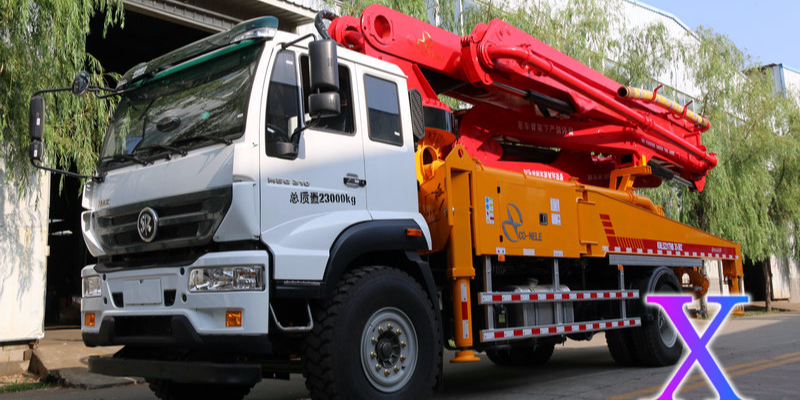 小型混凝土泵車保證混凝土澆筑的質(zhì)量，正確的做法是什么？——科尼樂(lè)