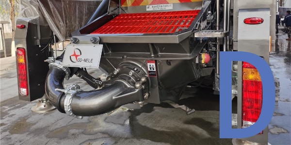 泵車的選型應(yīng)根據(jù)混凝土工程對(duì)象綜合考慮